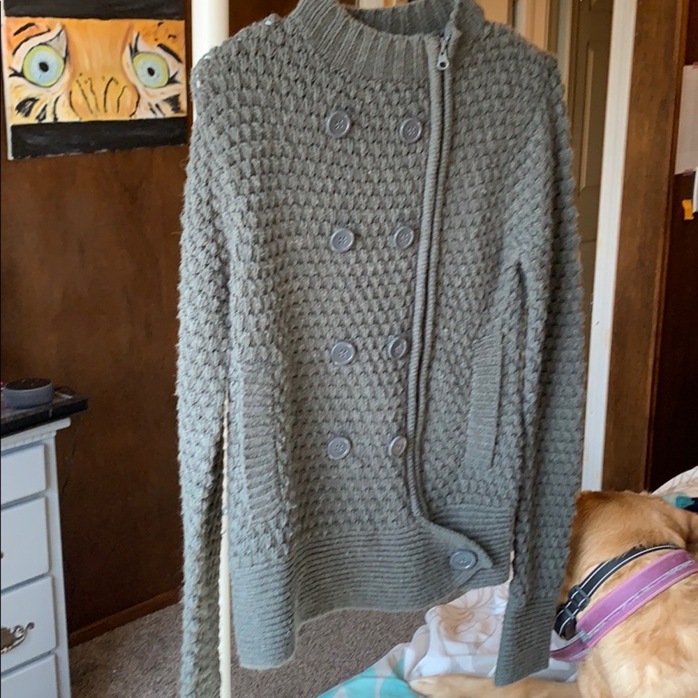 gray comfy tight knit jacket